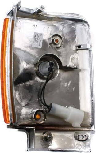 Driver and Passenger Side Corner Lights, With Bulb, With Chrome Trim For 1984-1986 Toyota Pickup