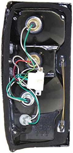 Driver and Passenger Side Halogen Tail Light, With bulb(s), OE Comparable Finish For 1984-1989 Toyota 4Runner / 1984-1988 Pickup